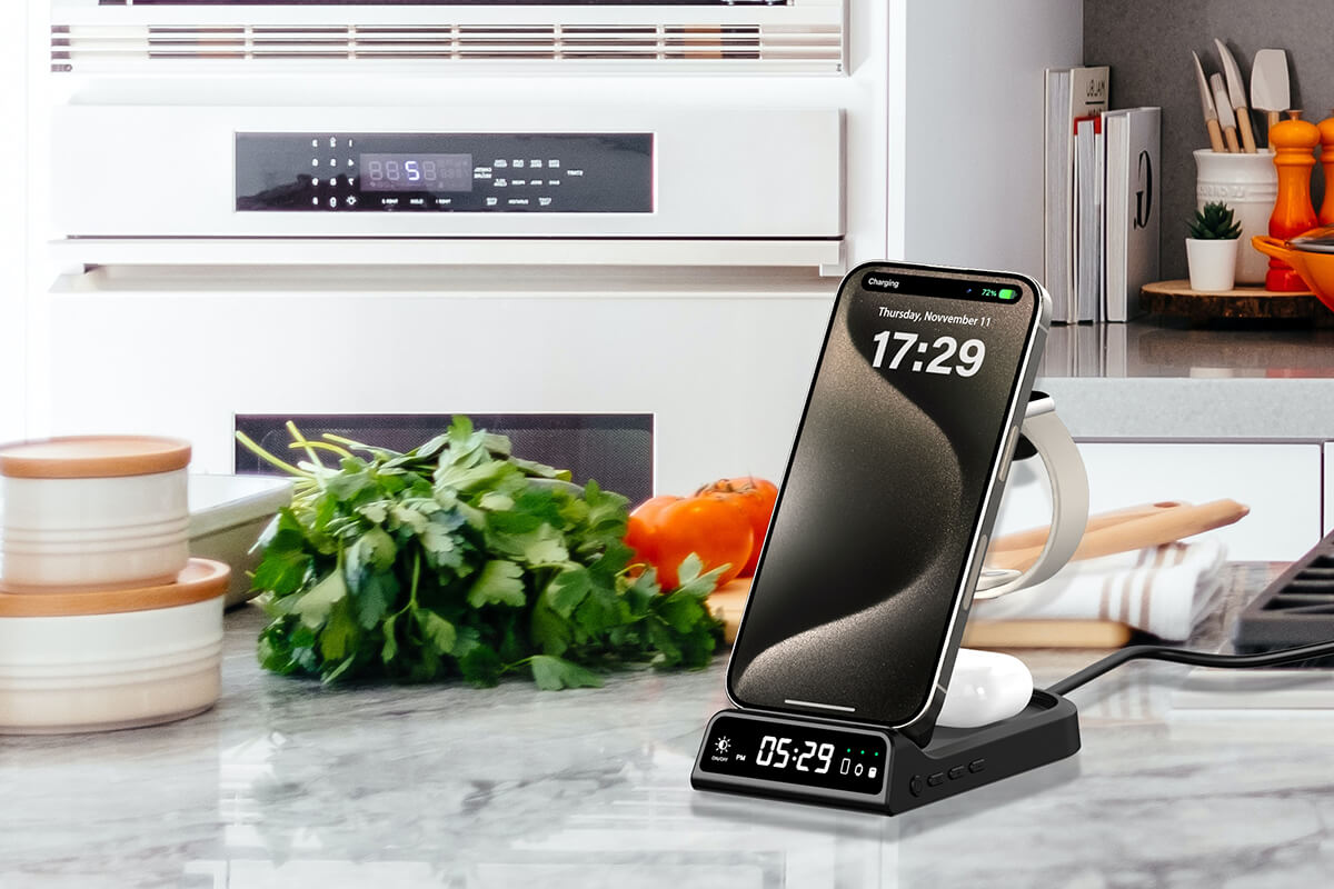 Experience the convenience of fast, foldable, and portable charging with the SwanScout 702A | 3 In 1 Foldable Wireless Charging Station for Apple. This unique SwanScout Charging Station for Apple is designed for portability and speed, ensuring your Apple devices are powered up wherever you go.