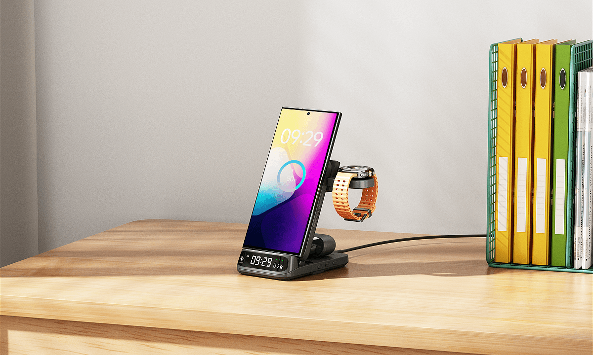 The SwanScout 708S provides fast, wireless charging for high-performance phones like the Samsung Galaxy S21 Ultra.