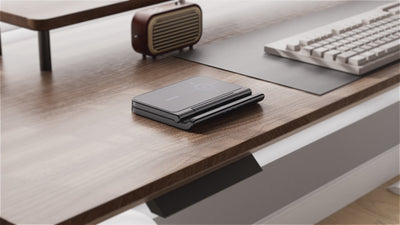SwanScout 705S is a Three-Coil 3-in-1 Wireless Charger specially engineered to efficiently charge Samsung devices. It boasts the ability to charge multiple devices simultaneously while offering robust functionality. Additionally, its foldable and portable design enhances convenience for on-the-go usage.
